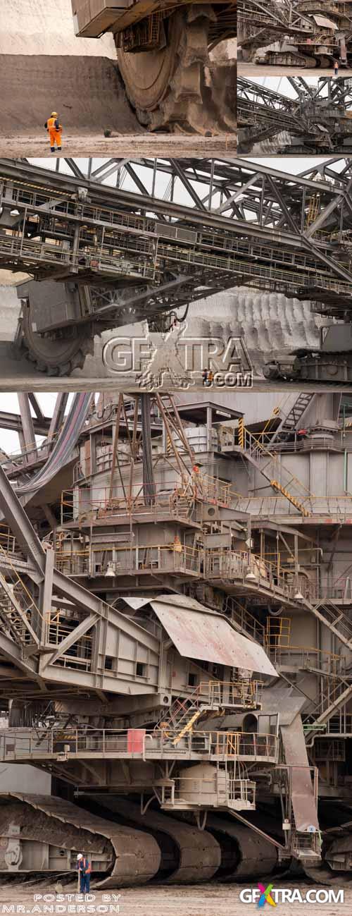 5 HQ Images Mining Excavator