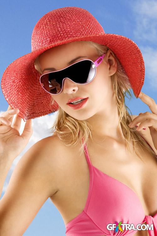 Amazing SS - Woman Wearing a Nice Summer Hat, 25xGPGs