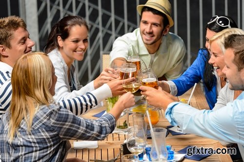 People in Pub stock images - 25 HQ Jpg