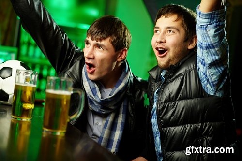 People in Pub stock images - 25 HQ Jpg