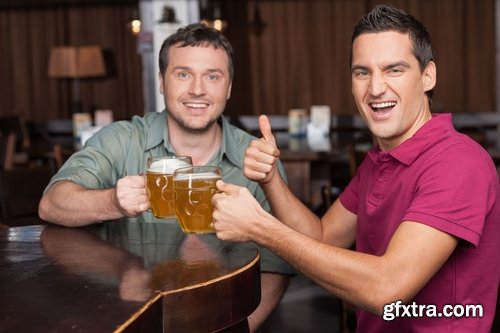 People in Pub stock images - 25 HQ Jpg