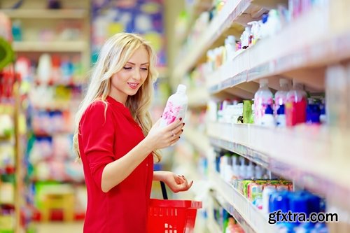Women with cosmetic and cosmetic shop - 25 HQ Jpg