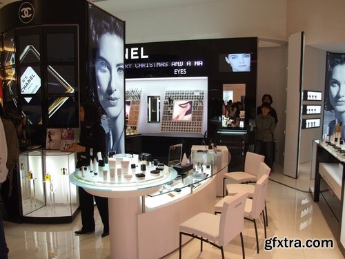 Women with cosmetic and cosmetic shop - 25 HQ Jpg