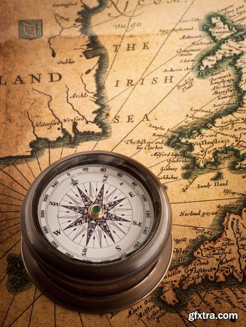 Old Maps & Compasses, 25xUHQ JPEG
