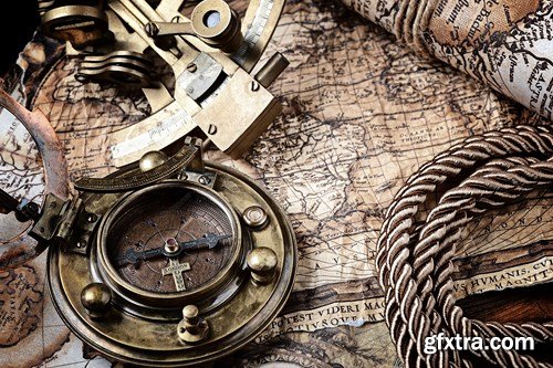 Old Maps & Compasses, 25xUHQ JPEG