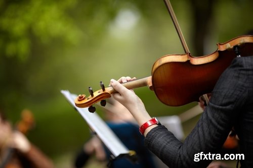 People with musical instruments Stock images - 25 HQ Jpg