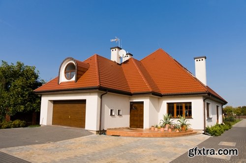 Exterior of a country house and lawn - 25 HQ Jpg