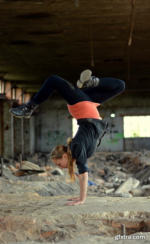 Dancers - 10 UHQ JPEG