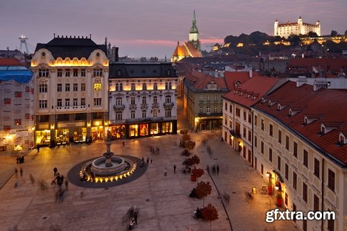 Squares in the cities of the world - 25 HQ Jpg
