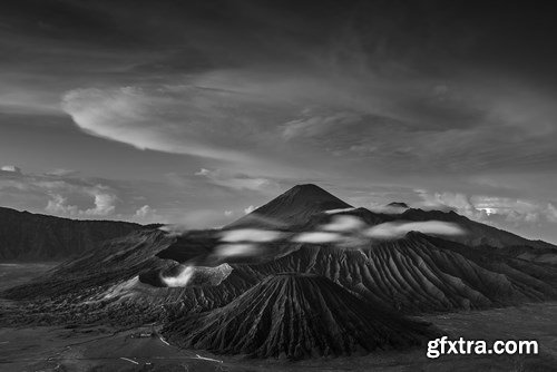 Bromo Volcano - 10 UHQ JPEG